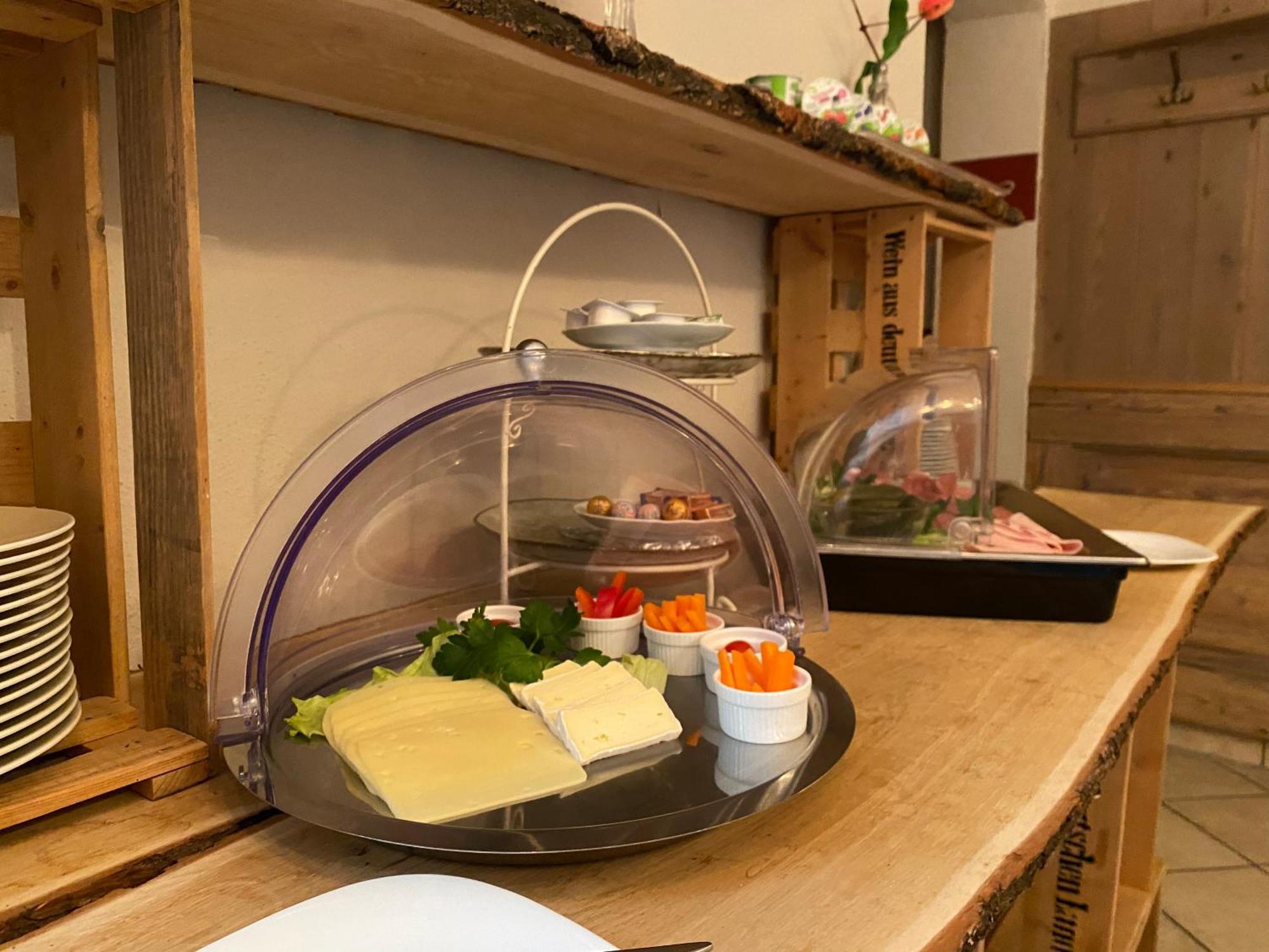 Hotel Weinstube Am Markt Gerolzhofen Екстериор снимка